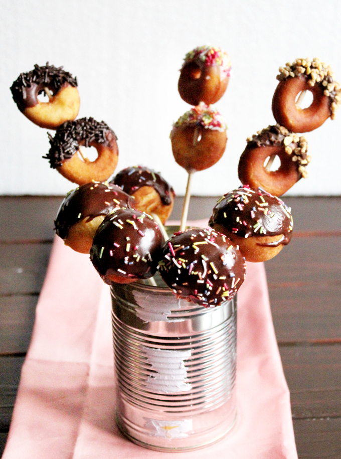 Donut_Pops_MiniDonuts