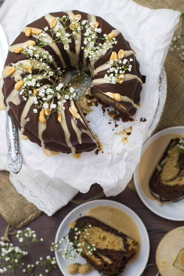 Schokoladen Erdnussbutter Gugelhupf - KüchenDeern