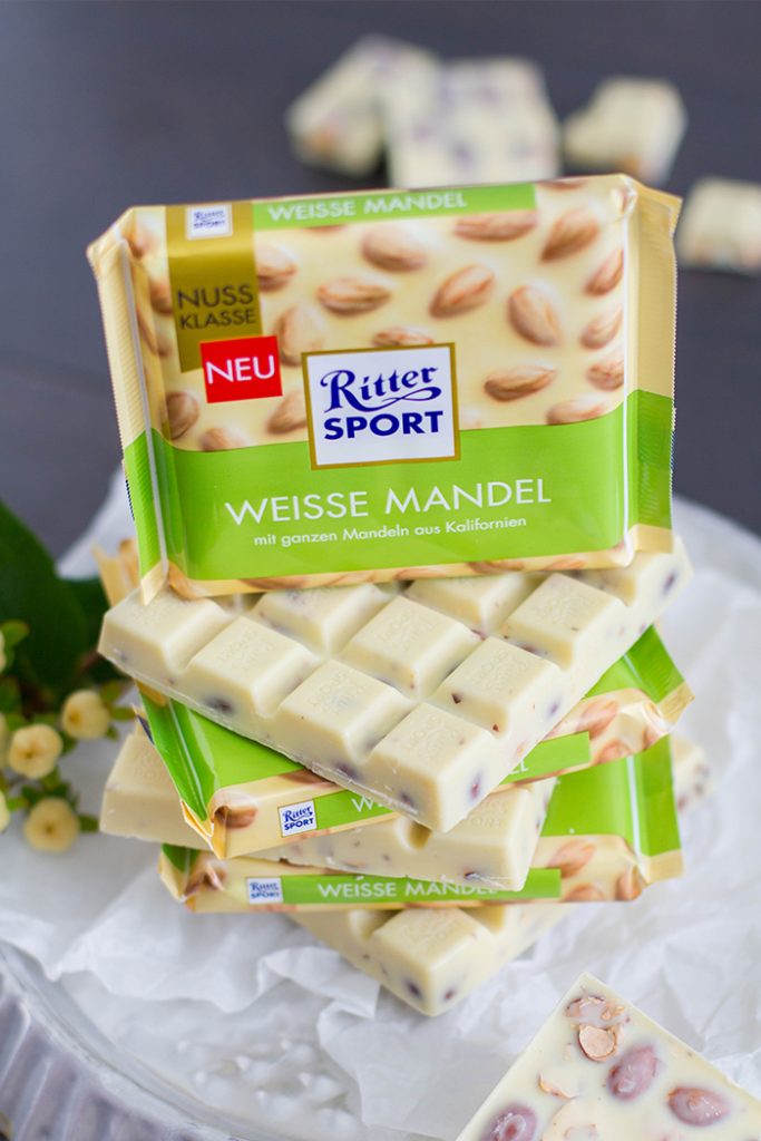 Weisse Schokolade-Mandel Blondies // Werbung - KüchenDeern
