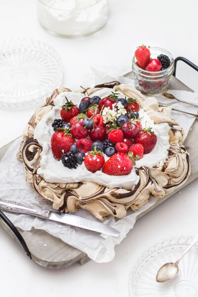 Schokoladen Beeren Pavlova - KüchenDeern