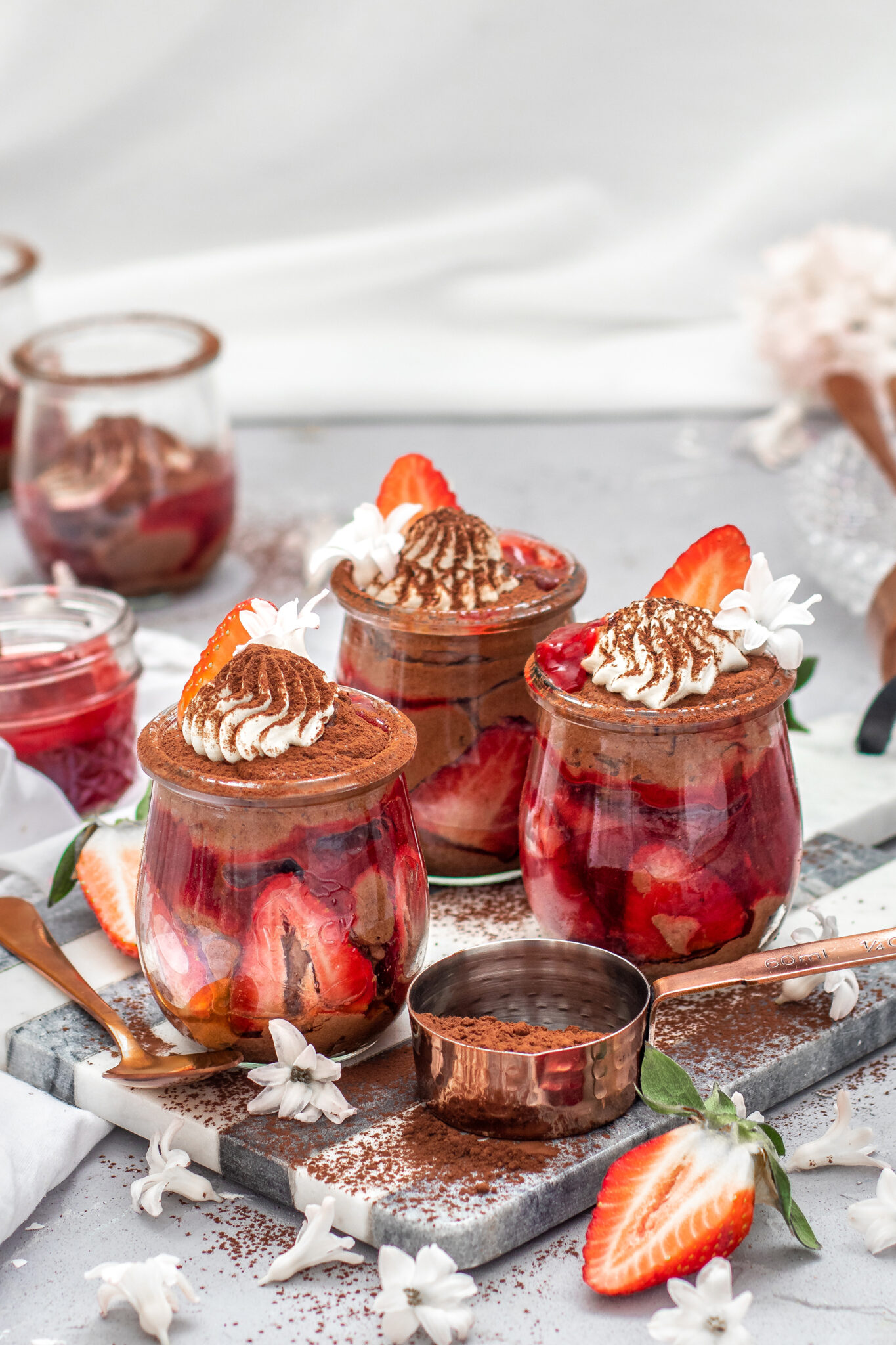 Schokoladen Mousse mit Roter Grütze - KüchenDeern